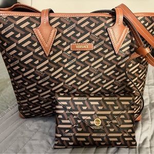 VERSACE GRECA SIGNATURE TOTE BAG; BRAND NEW!!!